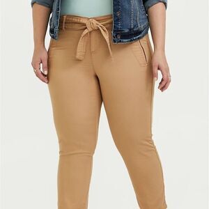TORRID SIZE 10 UTILITY CHINO CROP PANT